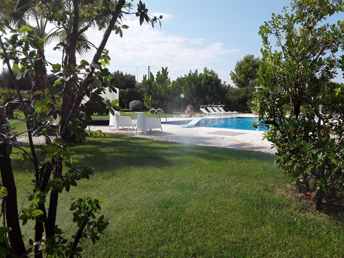 Santostefano Holidays Monopoli Luaran gambar